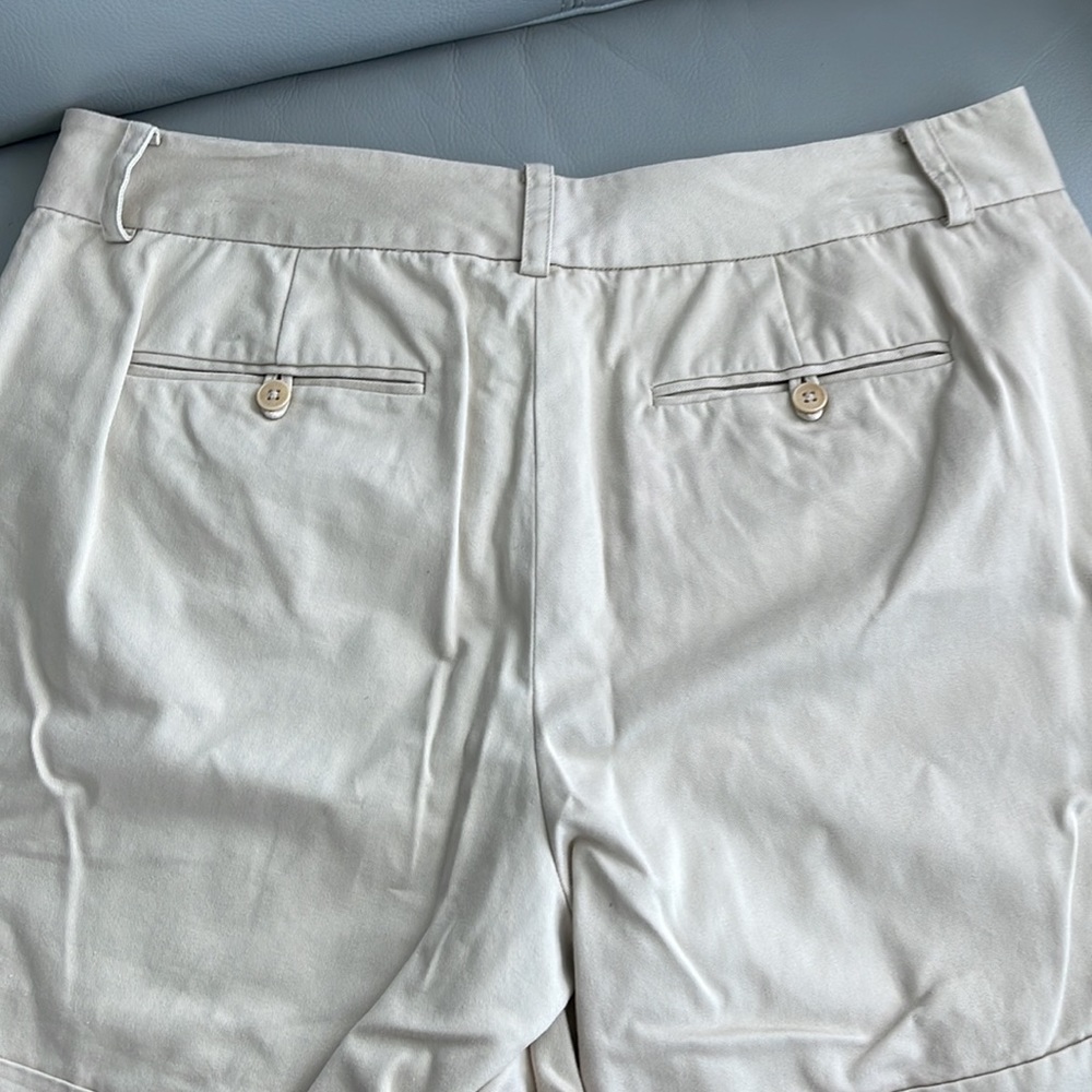 Lauren Ralph Lauren tan shorts size 14 - Picture 3 of 3